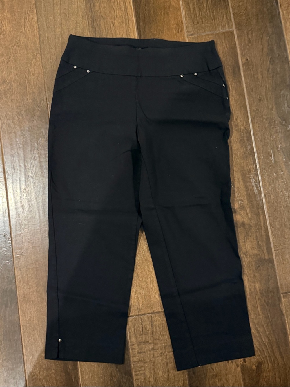 Style & Co. Black Pull-On Capri Pants with Stud Accents